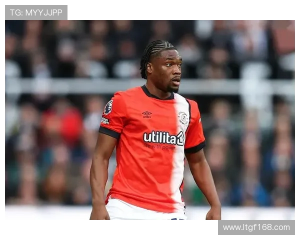 卢顿对曼联精彩比赛直播全程回顾与分析